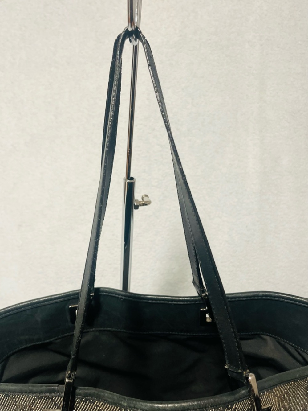 Gucci GG Denim Tote/Shoulder Bag - Picture 10 of 15